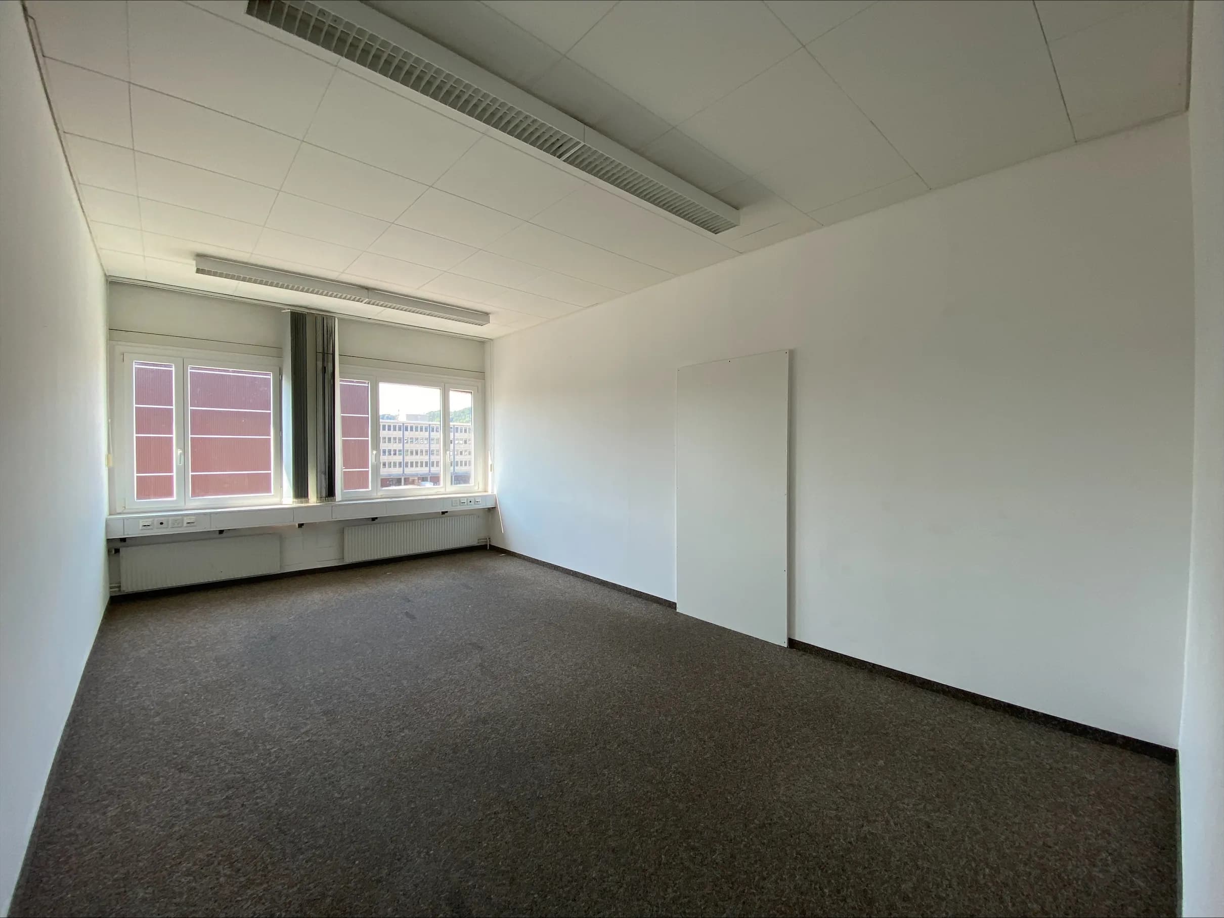 Inactive office Lochackerstrasse 4