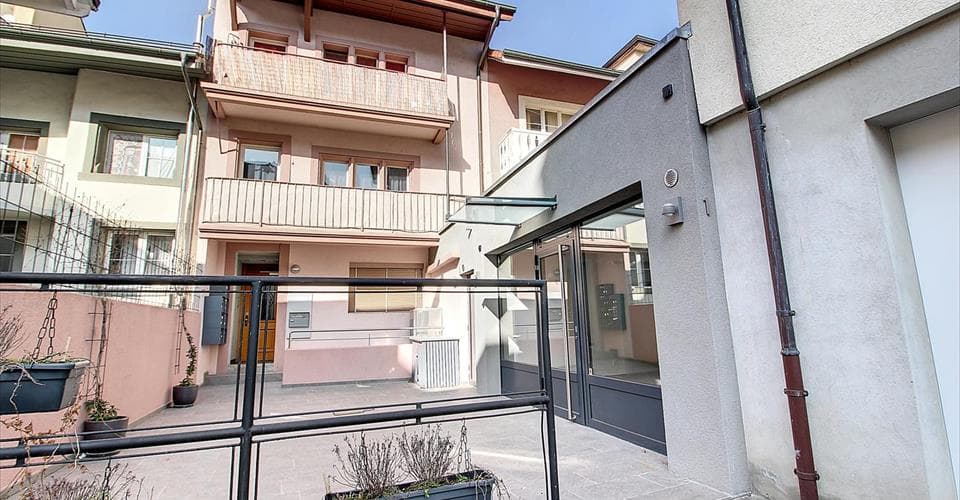 Rue Derrière-Chapelle 1