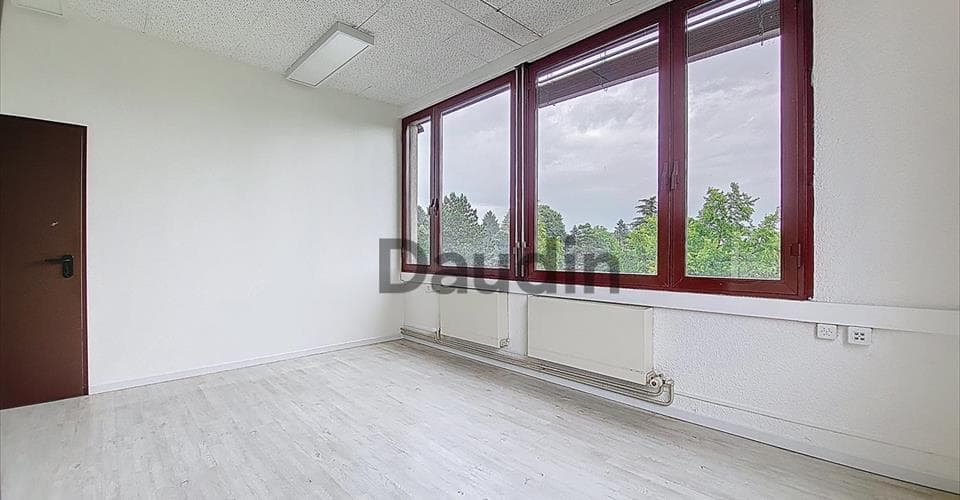 Büro an Rue du Cardinal-Journet 27, 1217 Meyrin – Bild 2 von 7