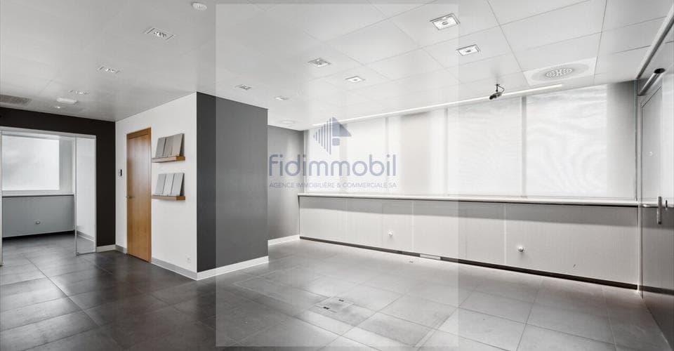 Place de la Fontaine 4