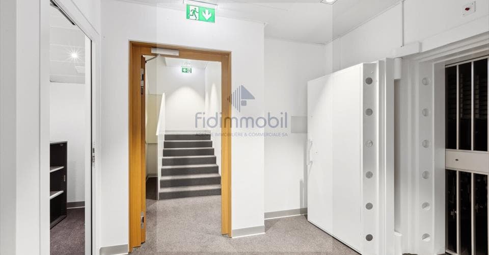 Place de la Fontaine 4