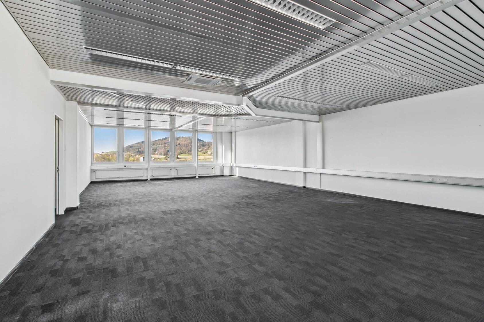Büro an Riedstrasse 10, 8953 Dietikon – Bild 2 von 5