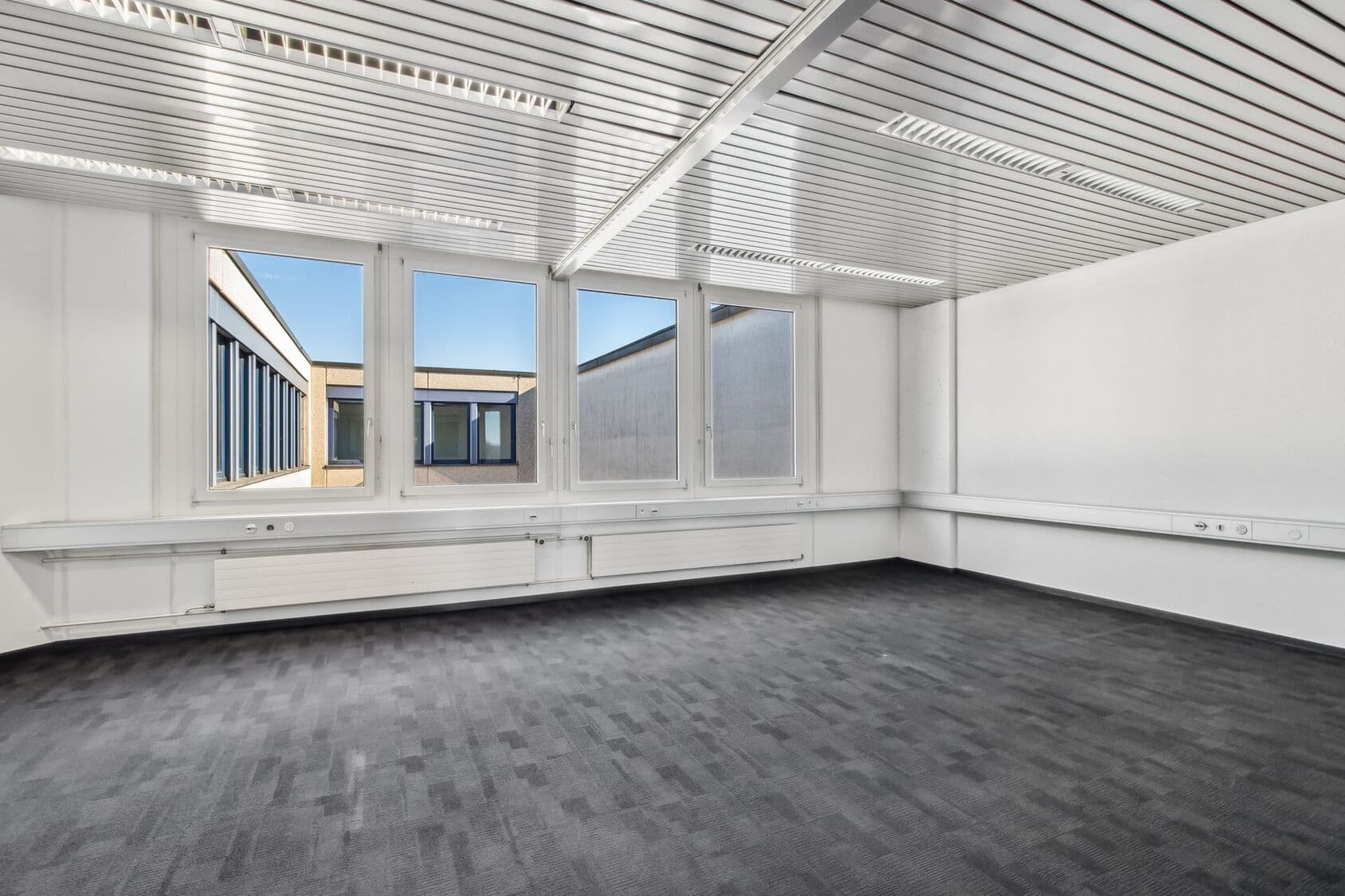 Büro an Riedstrasse 10, 8953 Dietikon – Bild 4 von 5