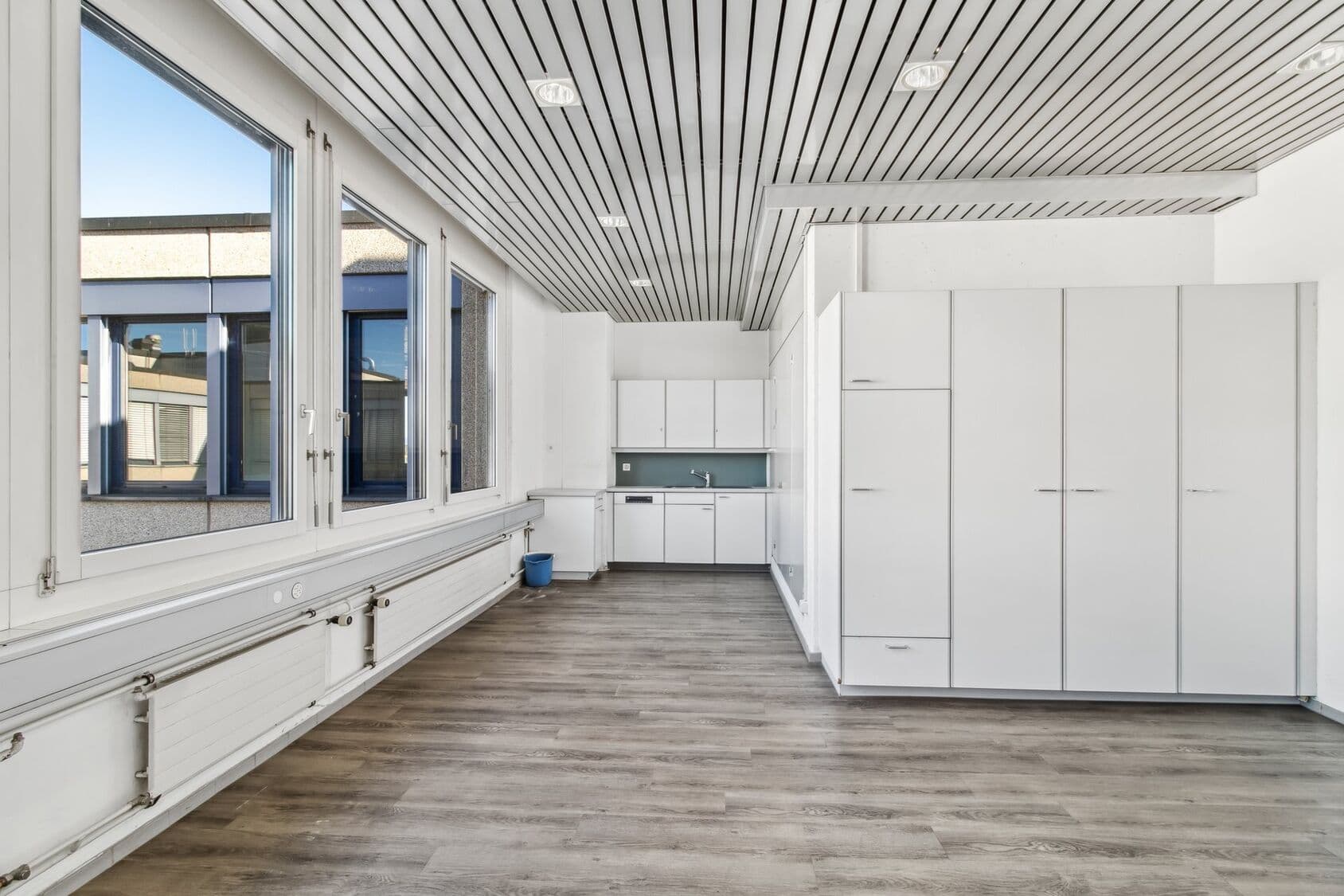 Büro an Riedstrasse 10, 8953 Dietikon – Bild 3 von 5