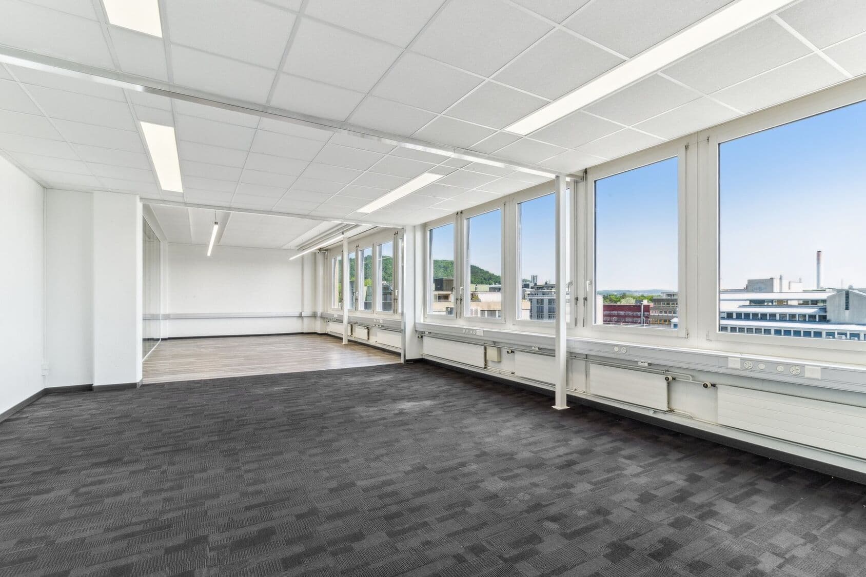 Büro an Riedstrasse 10, 8953 Dietikon – Bild 2 von 6