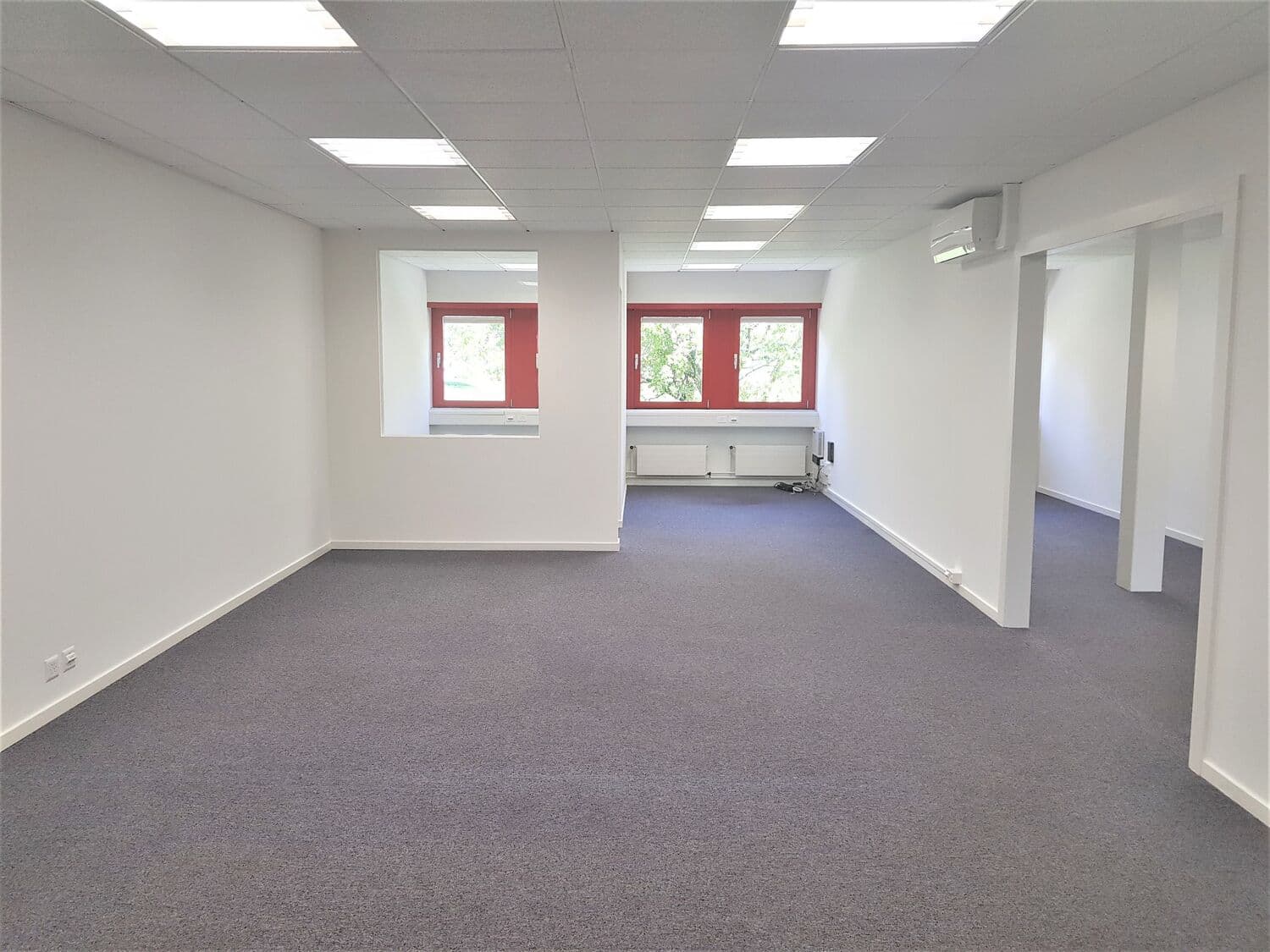 Office at Rue des Tuillières 1, 1196 Gland – Photo 2 of 5