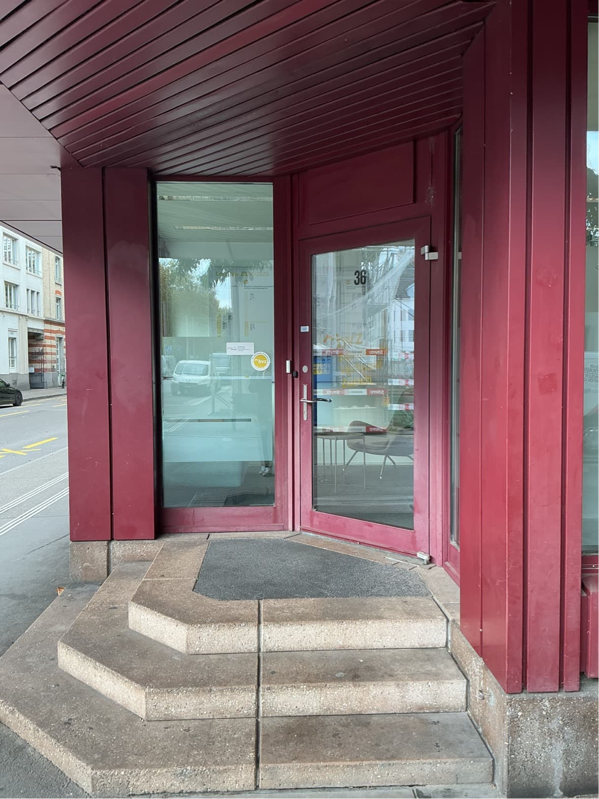 Ausstellungsstrasse 36