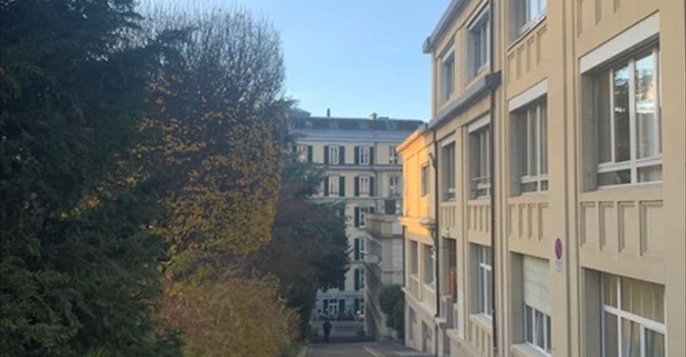 Av. du Théâtre 8 - 8bis / Rue Beau-Séjour 15