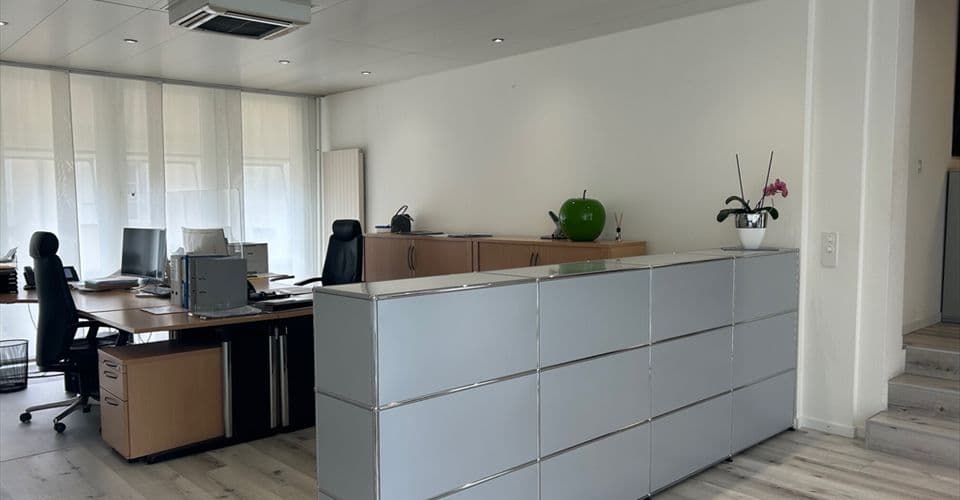 Av. du Théâtre 8 - 8bis / Rue Beau-Séjour 15