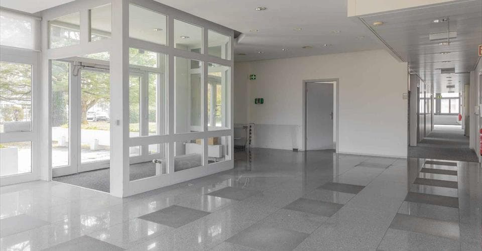 Büro in 1217 Meyrin, 2884m² – Bild 2 von 14