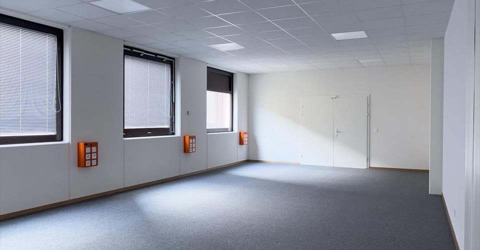 Büro an Pré-de-la-fontaine 19, 1242 Satigny – Bild 3 von 8