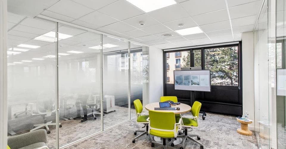 avenue Industrielle 4 - 6