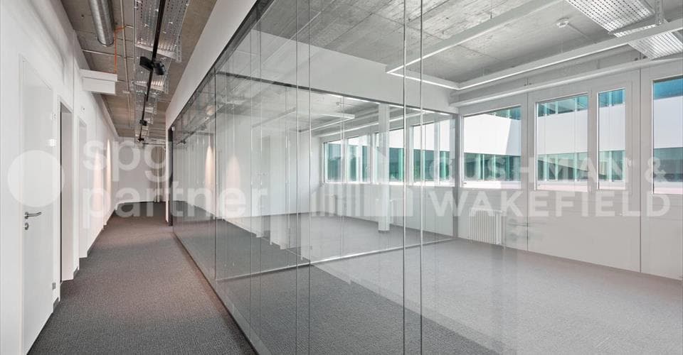 Bureau au Avenue des Sciences 11, 1400 Yverdon-les-Bains – Photo 3 sur 10
