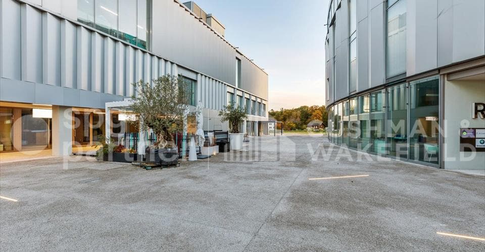 Office Route Suisse 8A