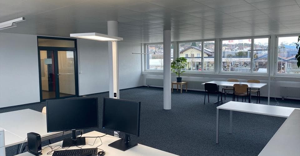 Bureau au Birchstrasse 3, 3186 Guin – Photo 2 sur 7