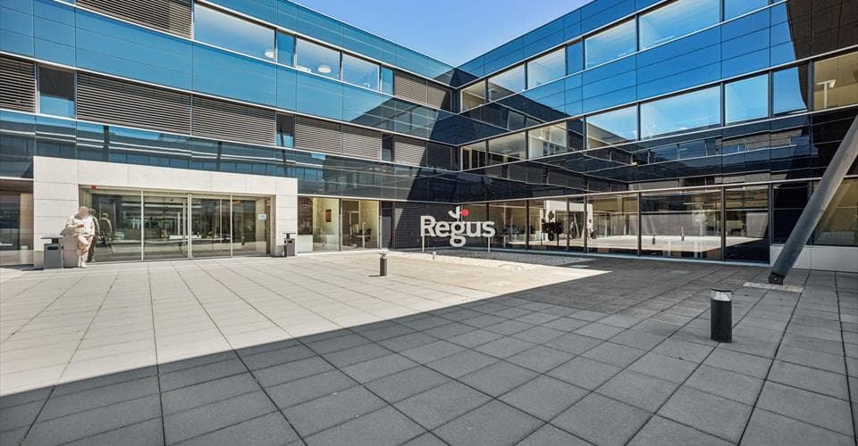 Office Route de Crassier 7