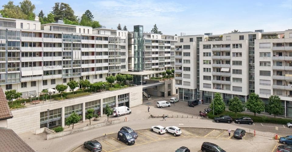 Dépôt au Rue de la Carrière 28, 1700 Fribourg – Photo 2 sur 5
