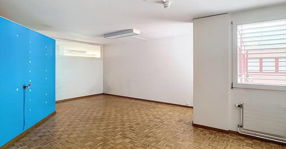 Office in 1279 Chavannes-de-Bogis, 302m² – Photo 2 of 7