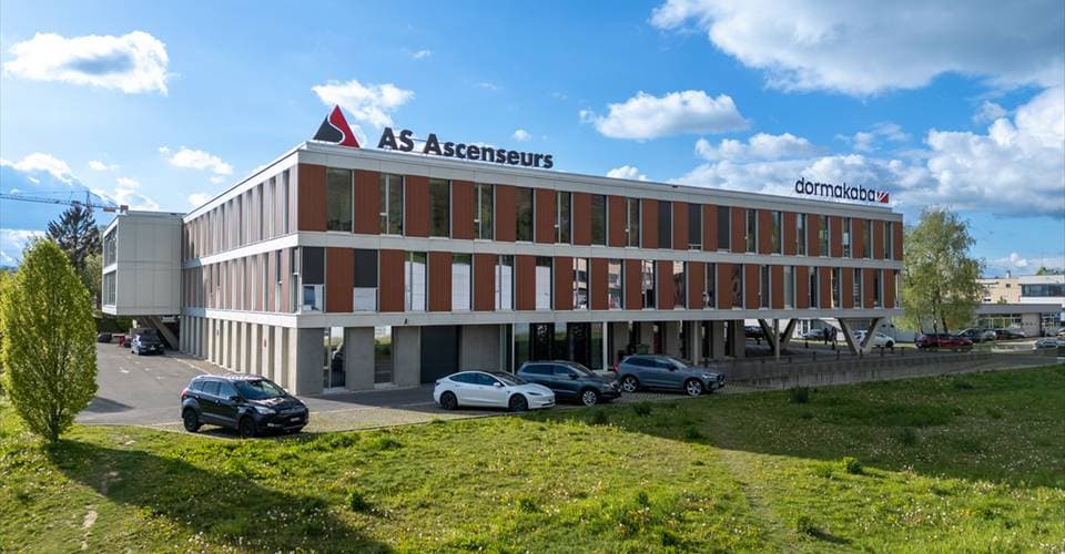 Büro an  En Budron A 5, 1052 Le Mont-sur-Lausanne – Bild 1 von 10