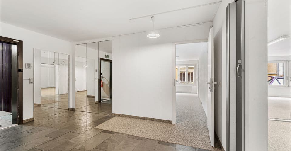 Espace commercial au Avenue des Alpes 29, 1820 Montreux – Photo 2 sur 12