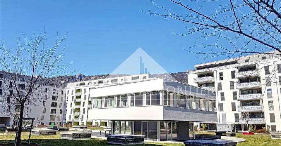 Avenue des Platanes 11