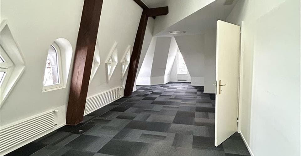 Rue du Grand-Chêne 8