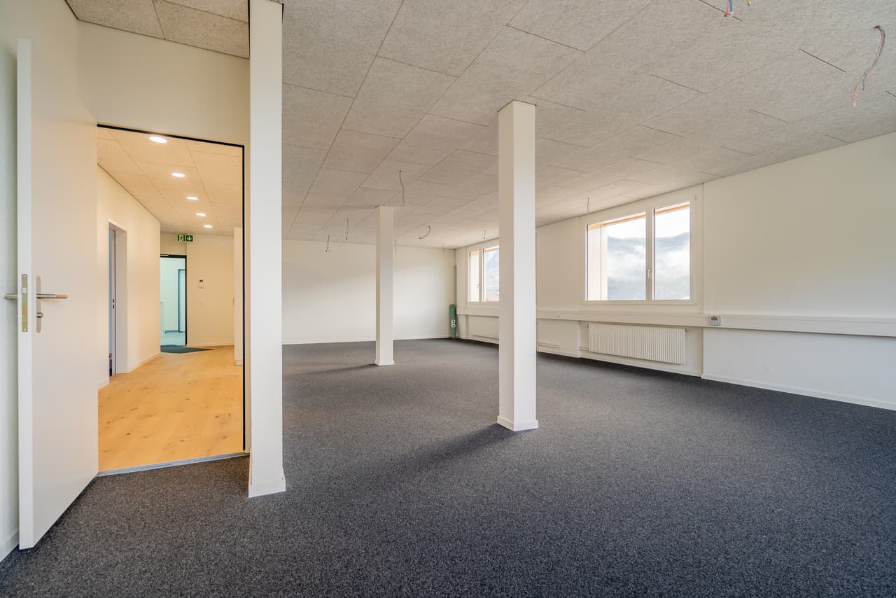 Büro an Steinhausstrasse 4, 6056 Kägiswil – Bild 2 von 9