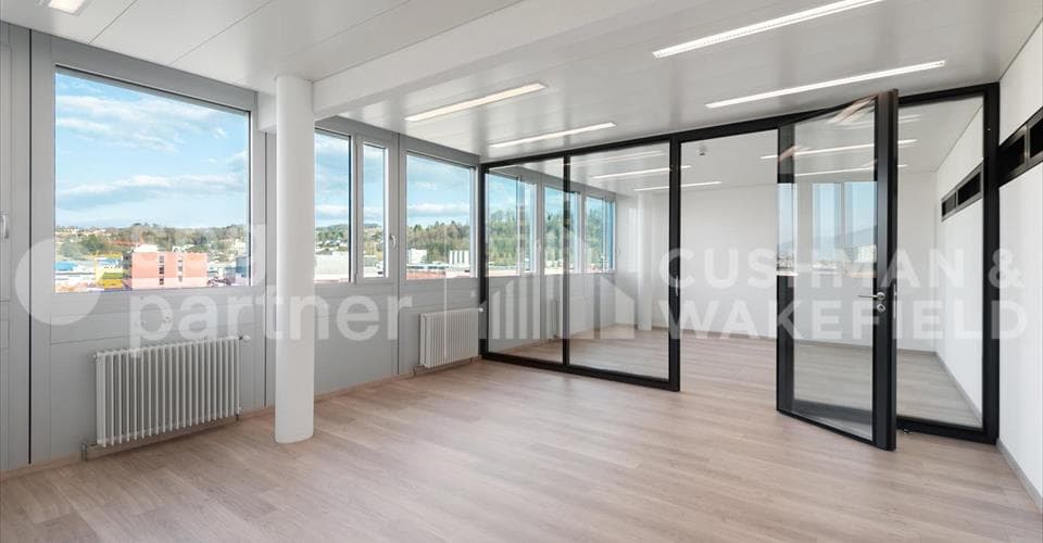 Office at Avenue des Sciences 11, 1400 Yverdon-les-Bains – Photo 5 of 10