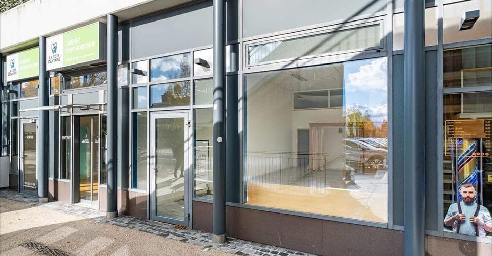 Ladenfläche in 1162 St-Prex, 73m² – Bild 2 von 5