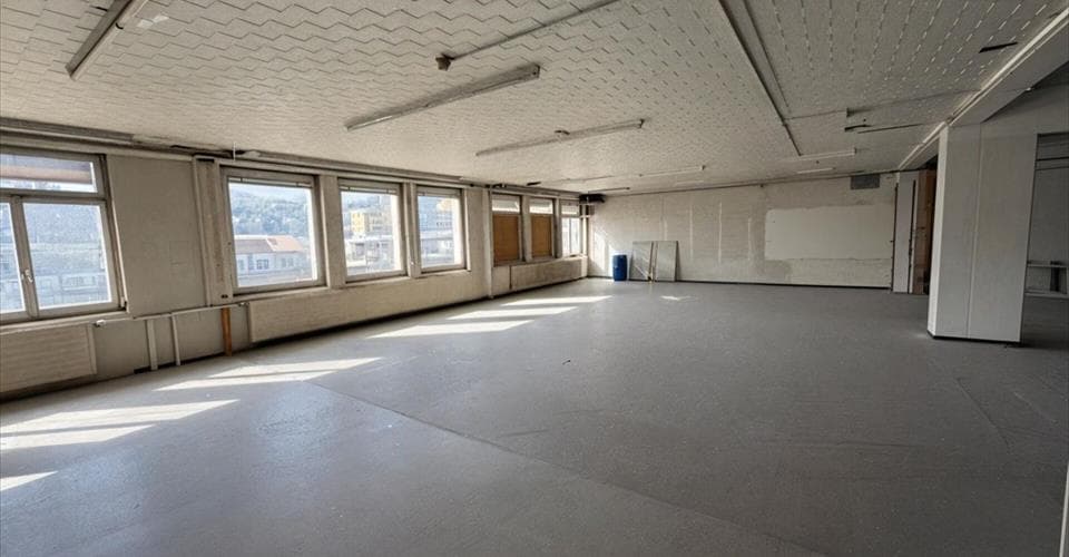 Büro an Avenue Léopold-Robert 115, 2300 La Chaux-de-Fonds – Bild 2 von 4