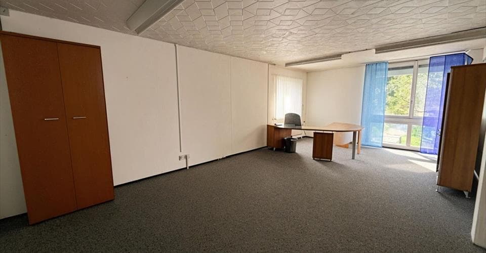 Büro an Crêtets 130, 2300 La Chaux-de-Fonds – Bild 5 von 7