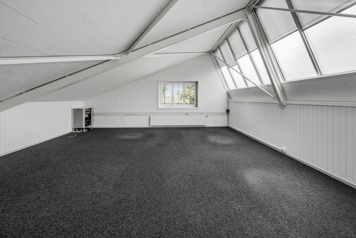 Industriestrasse 1+3