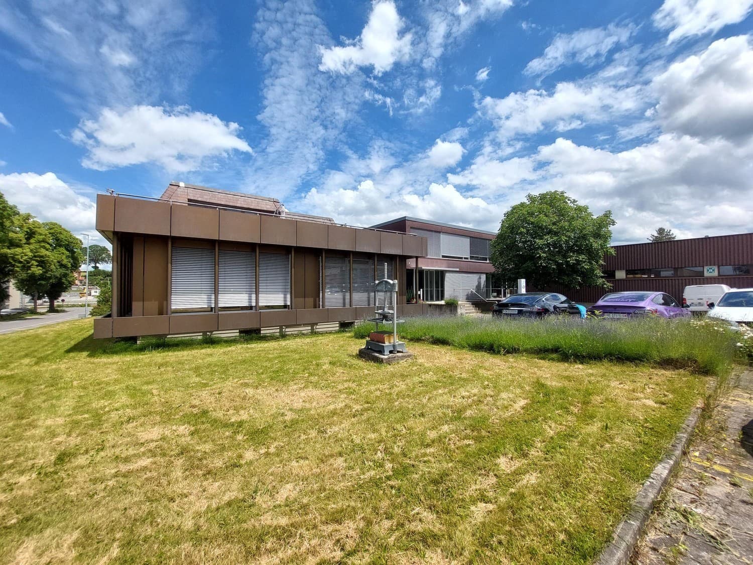 Industriestrasse 1+3