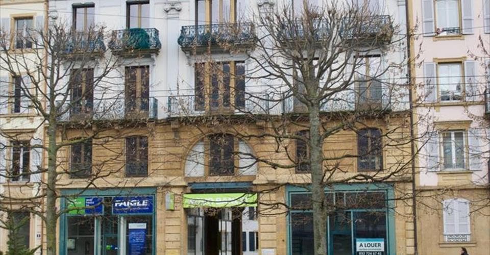 Avenue du Premier-Mars 6