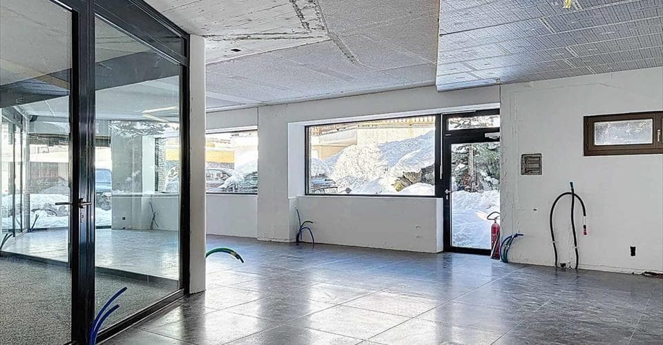 Commercial Space in 1936 Verbier, 124m² – Photo 4 of 4