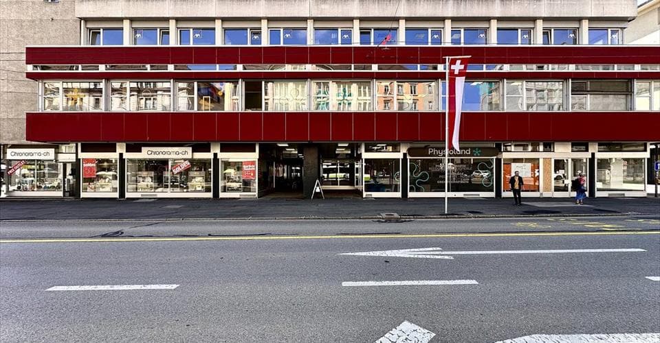 Büro in 2300 La Chaux-de-Fonds, 128m² – Bild 4 von 4