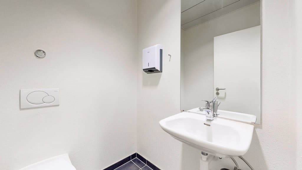 Westbahnhofstrasse 1