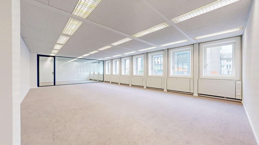 Westbahnhofstrasse 1