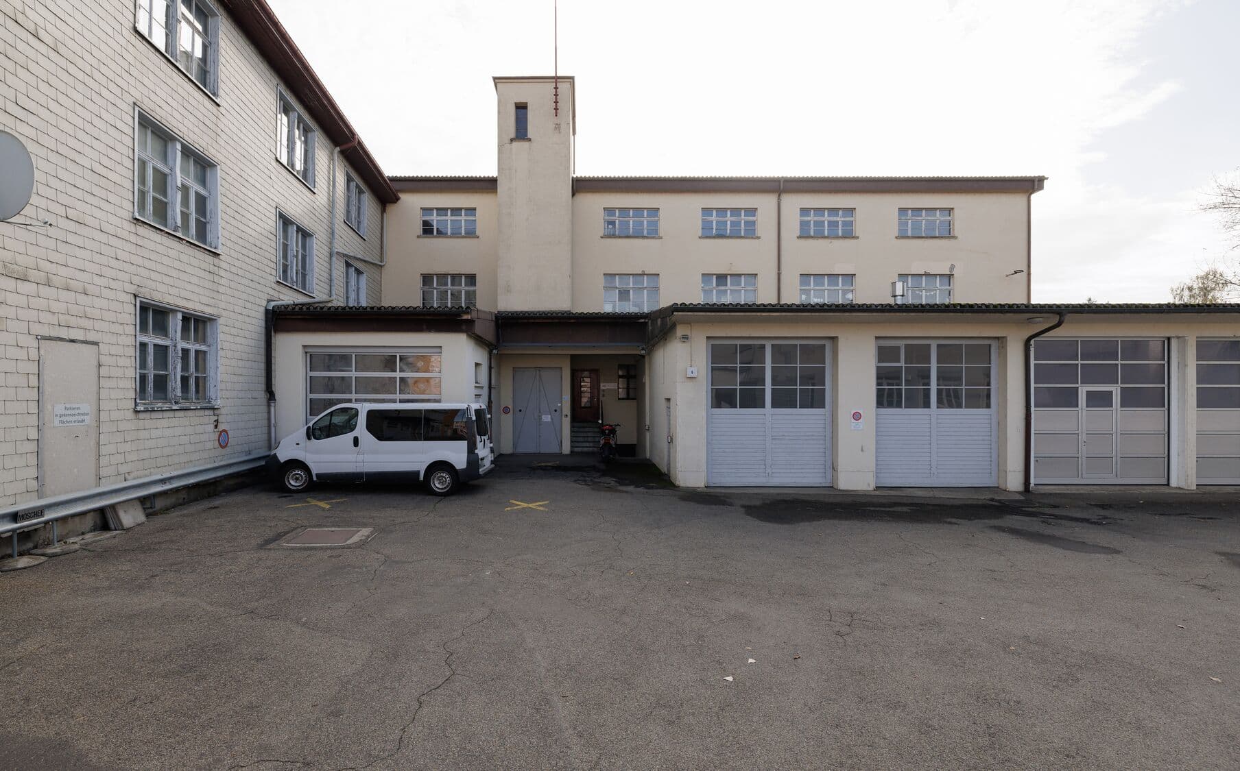 Industriestrasse 2