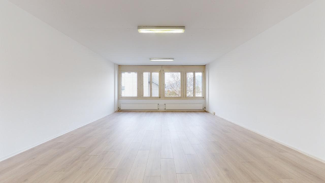 Bureau au Via Luserte 2, 6573 Magadino – Photo 2 sur 11