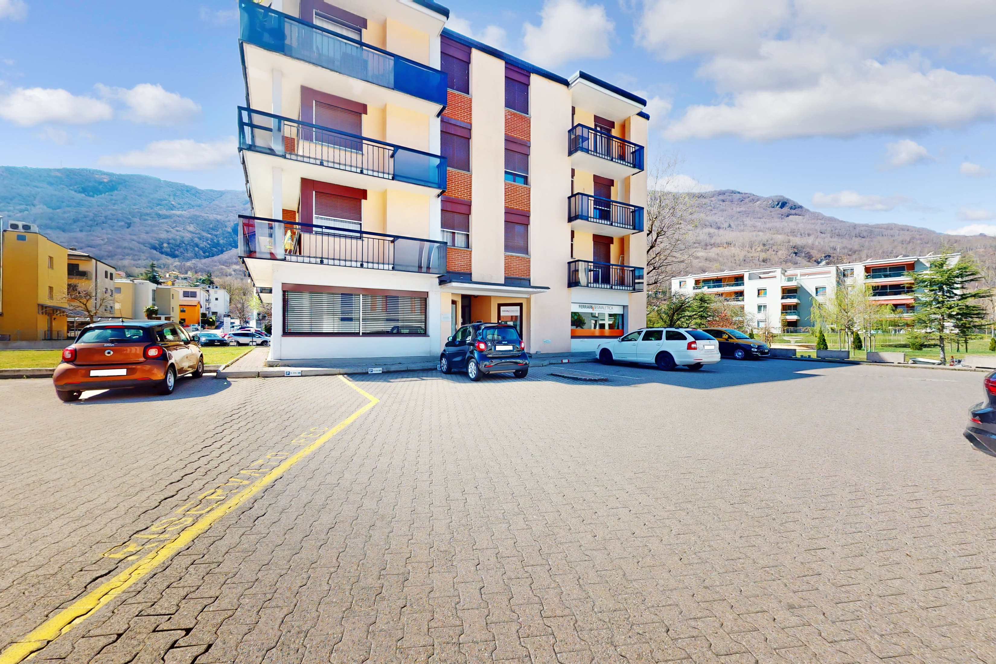 Office Via Cantonale 24