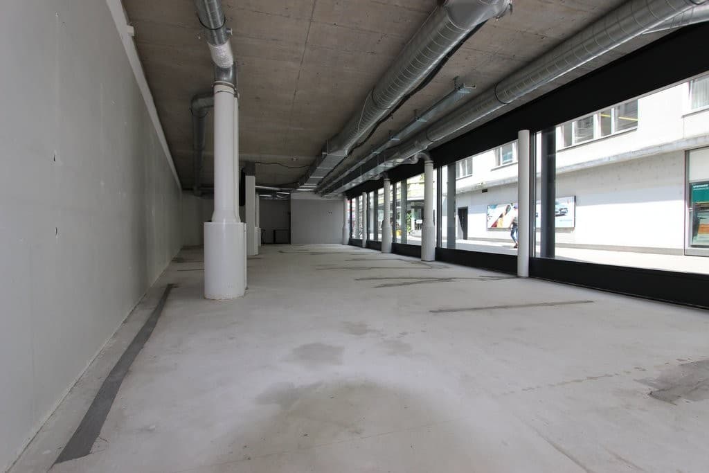 Retail Space at Collègegasse 9, 2500 Biel – Photo 4 of 6