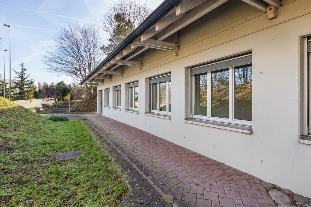 Bureau au Im Gassacher 8, 8122 Binz – Photo 2 sur 8