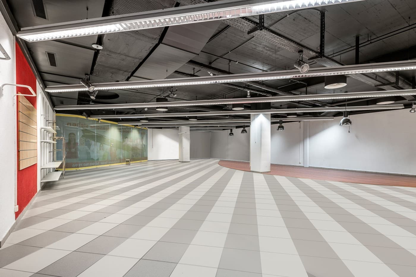 Retail Space at Lyssachstrasse 23, 3400 Burgdorf – Photo 4 of 5