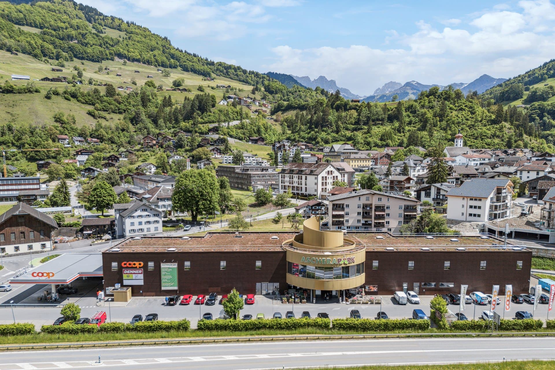 Gewerbe an Dorfstrasse 2, 7220 Schiers – Bild 2 von 8