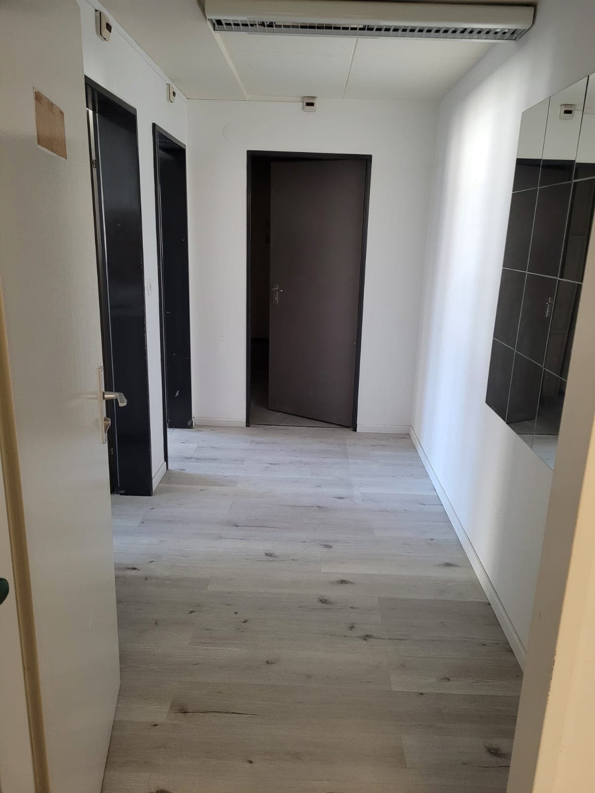 Büro an Rue St-Laurent 21, 1003 Lausanne – Bild 3 von 5