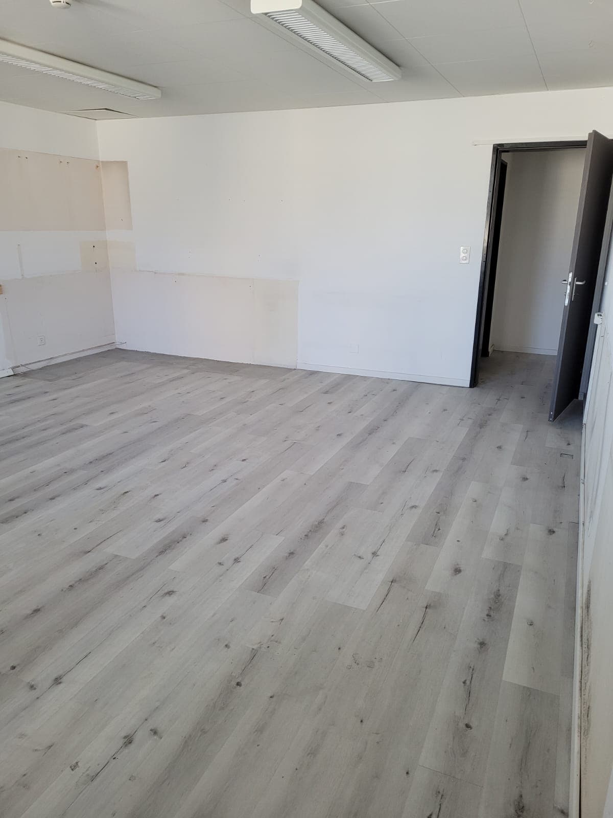 Büro an Rue St-Laurent 21, 1003 Lausanne – Bild 2 von 5