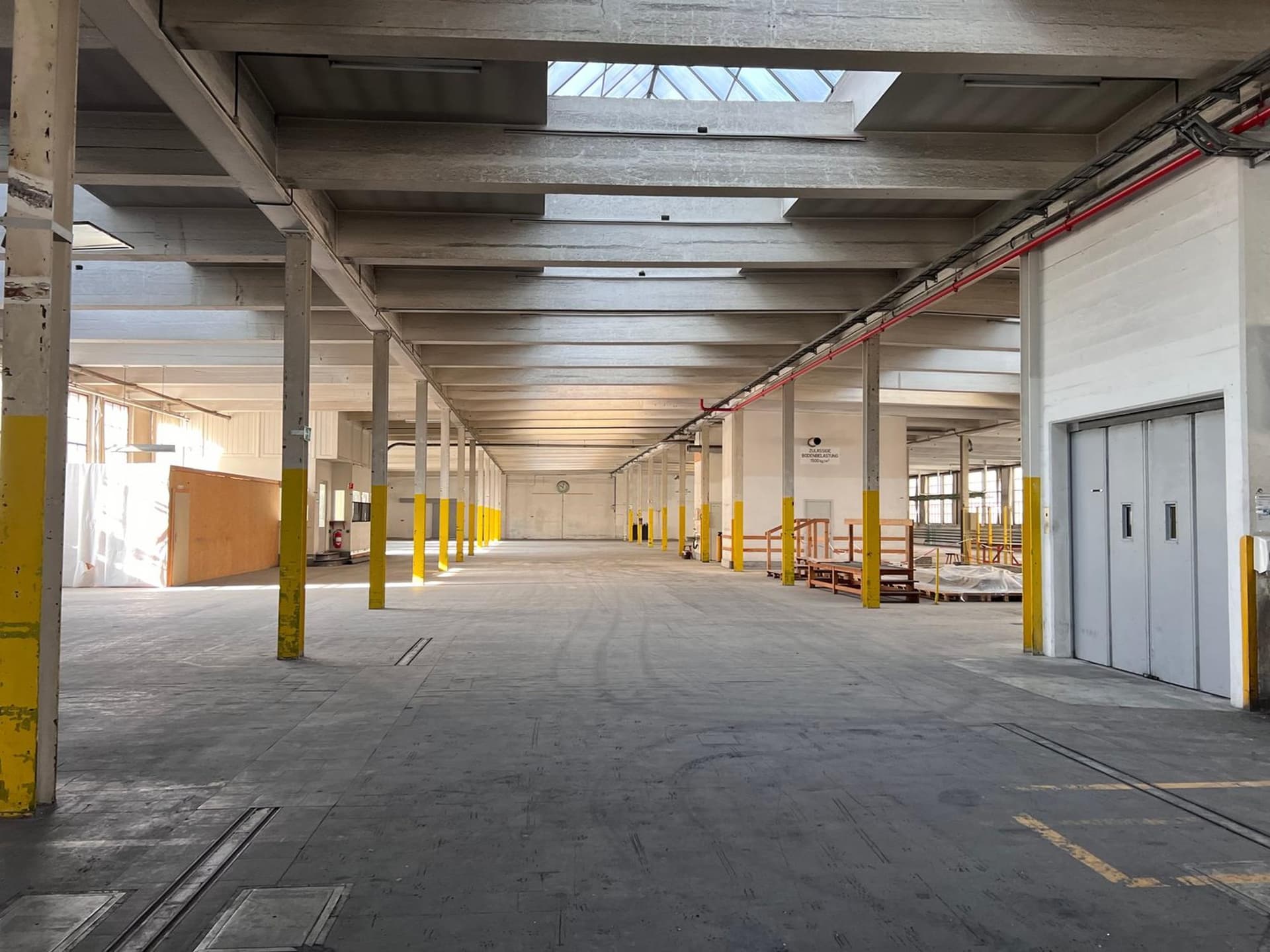 Commercial Space at Fabrikstrasse 1, 4562 Biberist – Photo 2 of 2