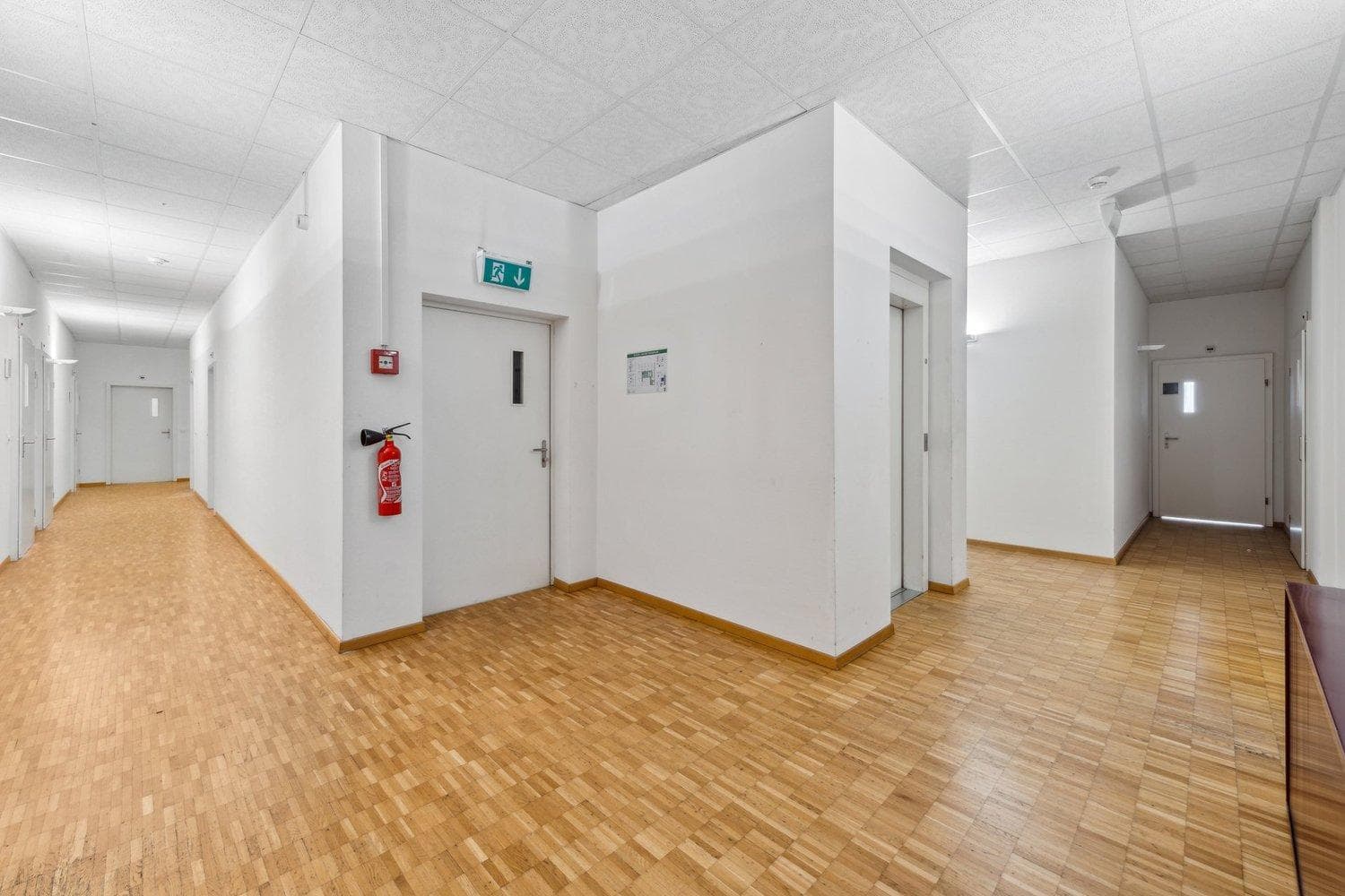 Büro an Industriestrasse 38, 5314 Kleindöttingen – Bild 4 von 7