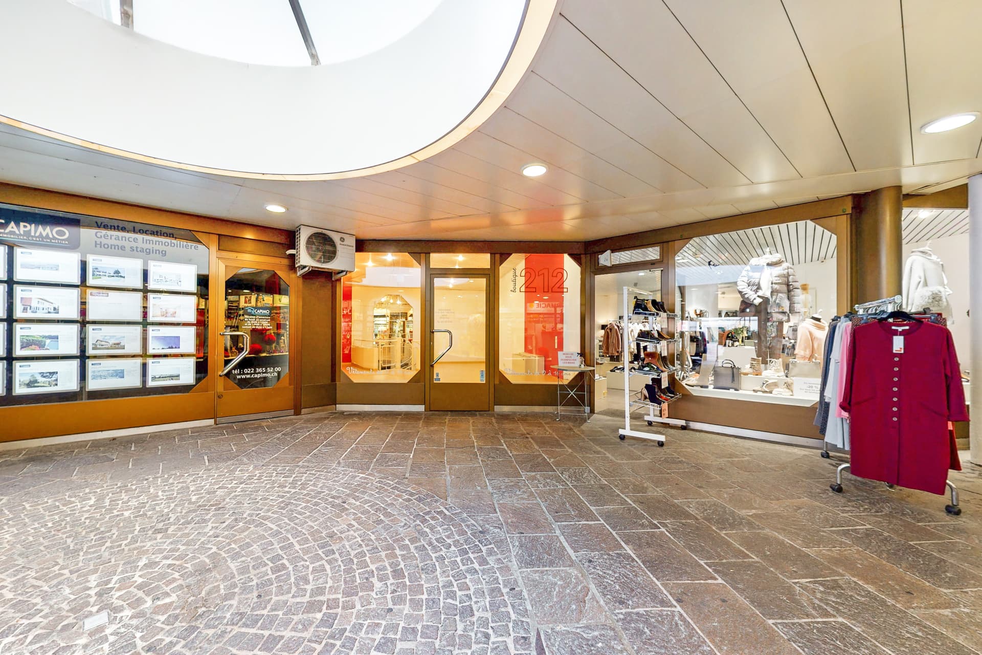Ladenfläche an Rue de la Gare 9-11, 1260 Nyon – Bild 2 von 8